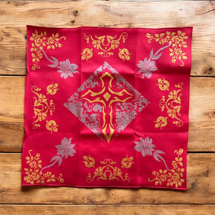 Cross Kırmızı Altar Örtüsü