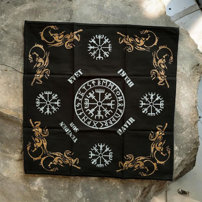 Vegvisir Altar Örtüsü