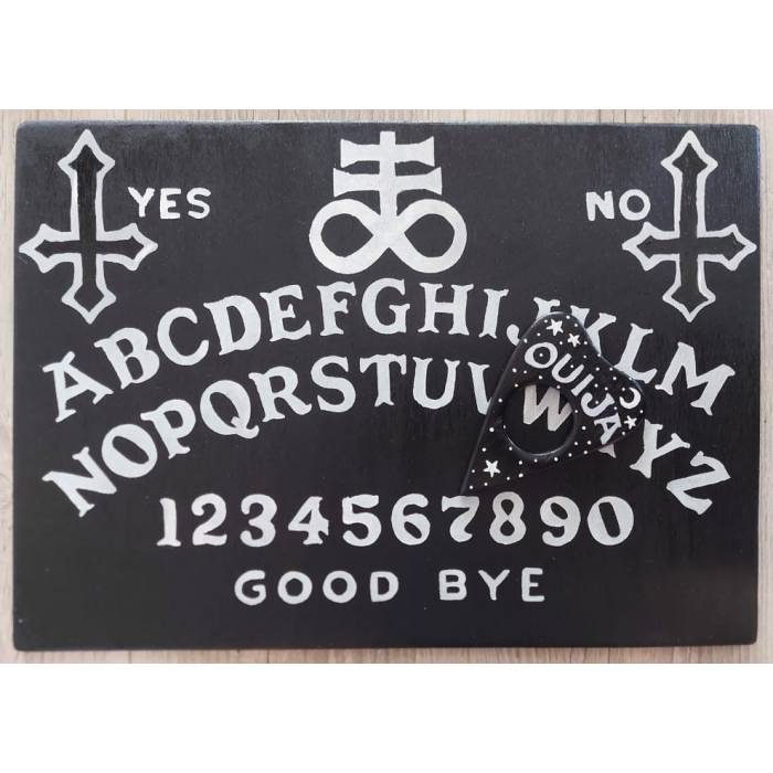 Ouija Tahtası