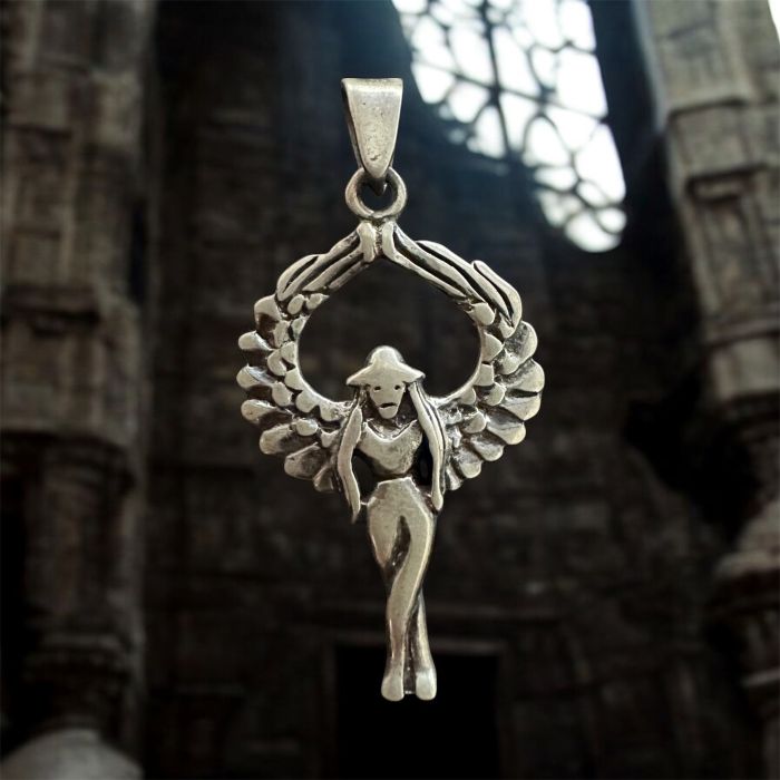 Kanatlı Tanrıça 925 Gümüş Kolye Ucu
